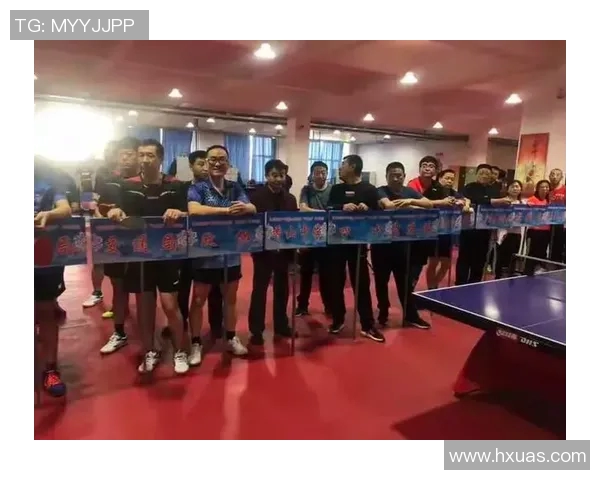 足球明星们齐聚一堂为大家送上新年祝福与精彩瞬间